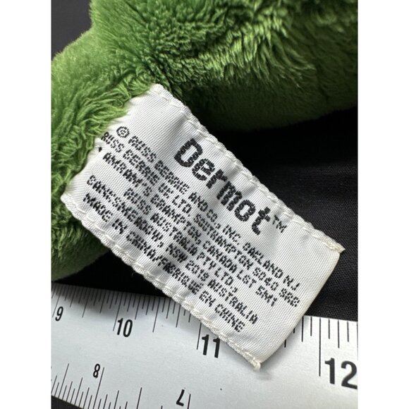 Dermot Russ 10” Plush Frog Toy Green Stuffed Animal - Picture 6 of 7